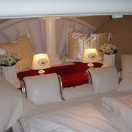 Maria Callas Yachthotel Hotel en barco 4*